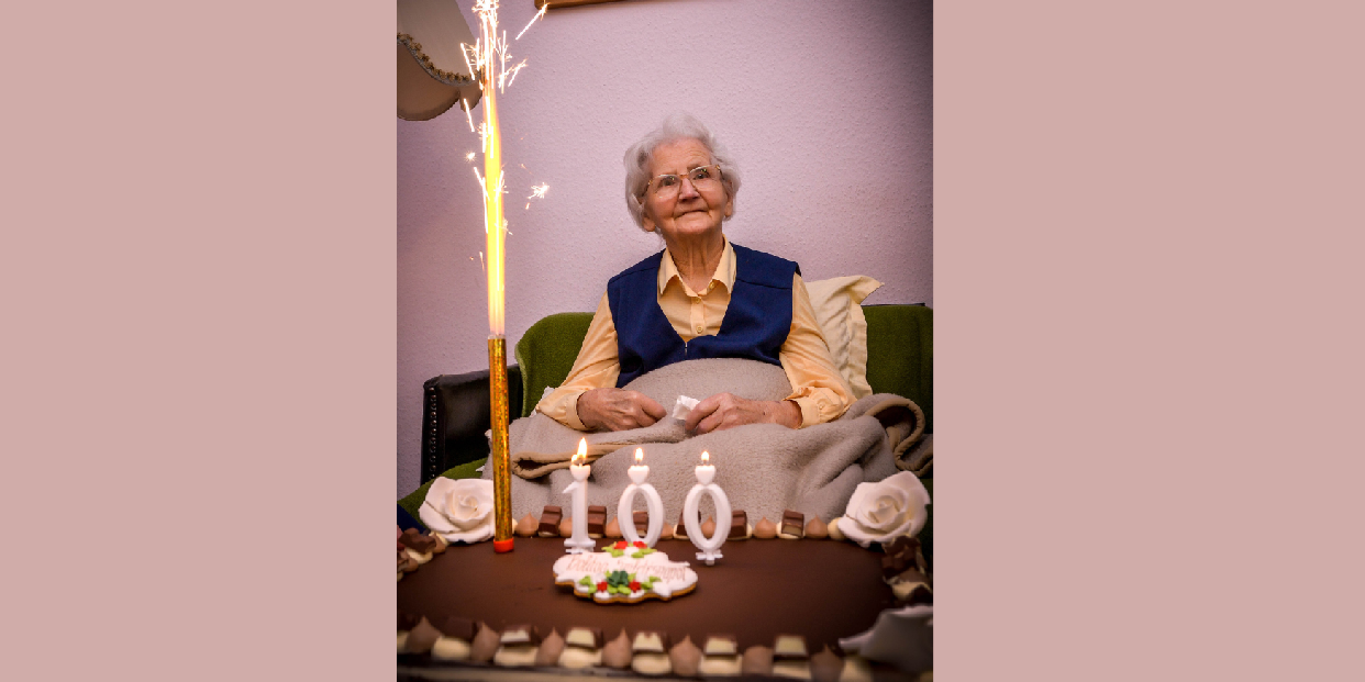 100. születésnapját ünnepelte Herbszt Jánosné, Annus néni