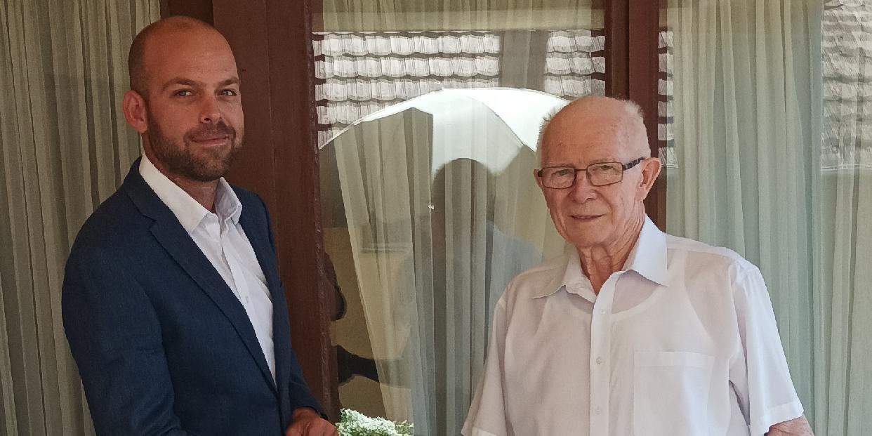 90. születésnapján köszöntötte Gábeli Istvánt a polgármester