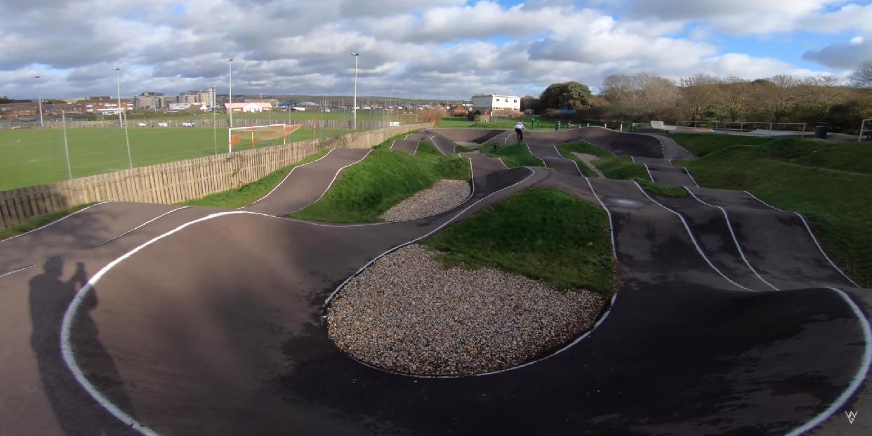 Megépül a pumptrack pálya Pilisvörösváron!