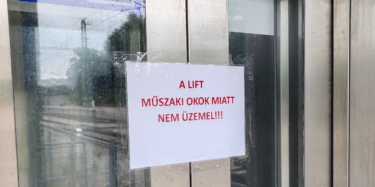 Tájékoztatás – nem üzemel a lift a vasútállomáson 