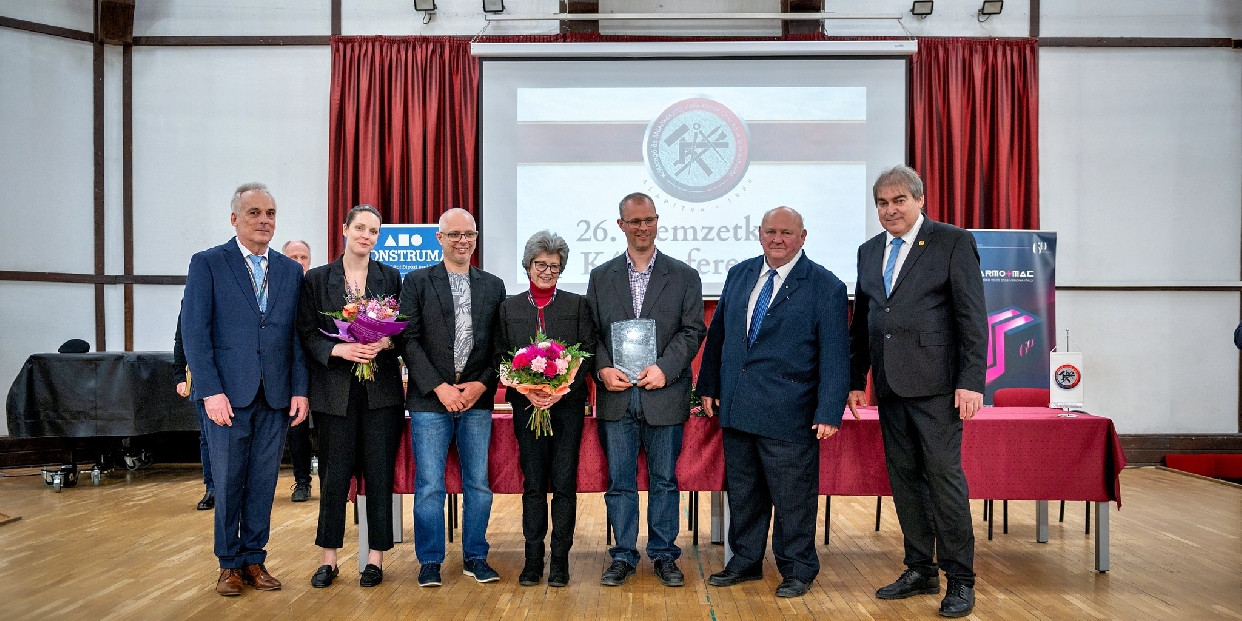 Kődiplomát kapott a Peller Dekorkő