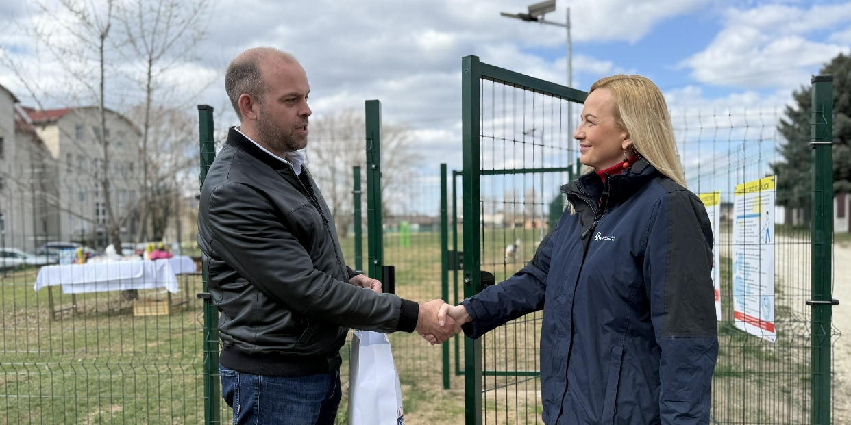 Megnyitottuk a vörösvári kutyafuttatót a Nagykovácsi utcában