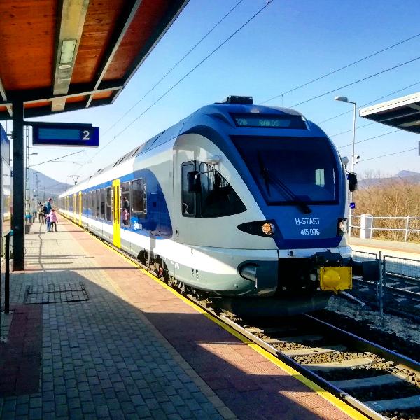Vágányzár az S76-os vonalon – változik a menetrend október 5. és 30. között