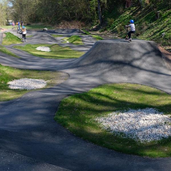 Pumptrack pályát kaphatnak a vörösvári fiatalok!