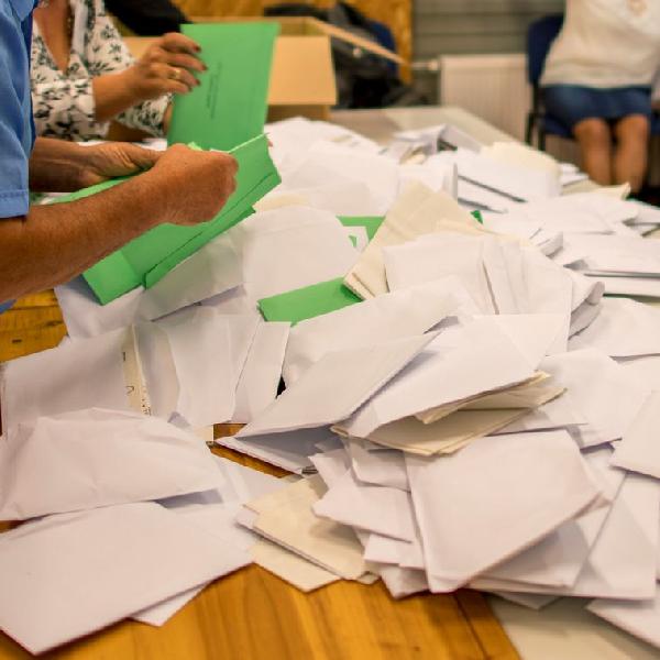 Köszönet a szavazatszámláló bizottságok munkájáért