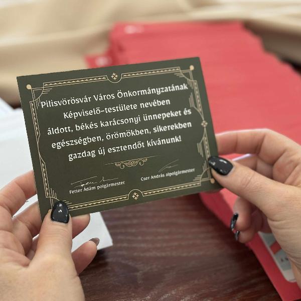 Már javában zajlik a karácsonyi ajándékutalványok kézbesítése