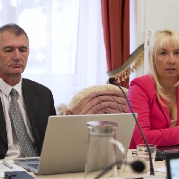 Képviselő-testületi ülést tartunk csütörtök délután Vörösváron