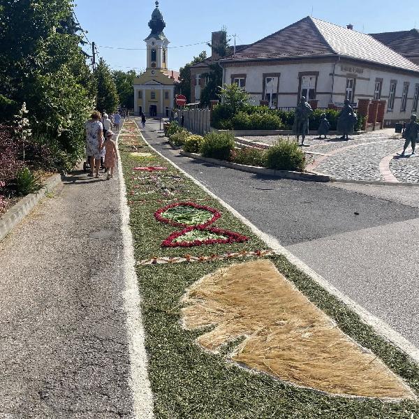 Vasárnap Úrnapja Pilisvörösváron