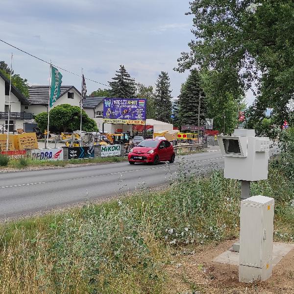 Új helyre került a 10-es úti trafibox