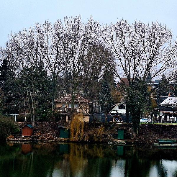 Hidegpárna alatt indul a hét Vörösváron